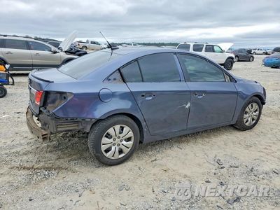Trzecie zdjęcie samochodu z tyłu: 2014 CHEVROLET CRUZE LS VIN:1G1PA5SH5E7168610 - miniatura