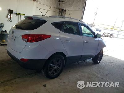 Trzecie zdjęcie samochodu z tyłu: 2015 HYUNDAI TUCSON SE VIN:KM8JU3AG9FU080126 - miniatura