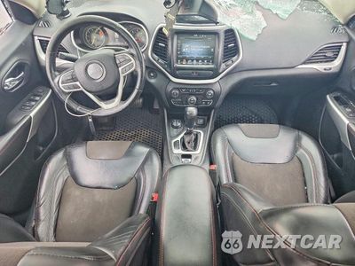 Zdjęcie 8 z 13 samochodu: 2017 JEEP CHEROKEE TRAILHAWK VIN:1C4PJMBS5HW636102 - miniatura
