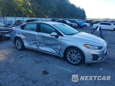 Czwarte zdjęcie samochodu z boku: 2019 FORD FUSION SE VIN:3FA6P0LU8KR226929 - miniatura
