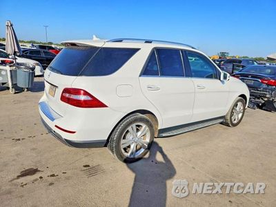 Trzecie zdjęcie samochodu z tyłu: 2015 MERCEDES-BENZ ML 350 VIN:4JGDA5JB7FA504166 - miniatura