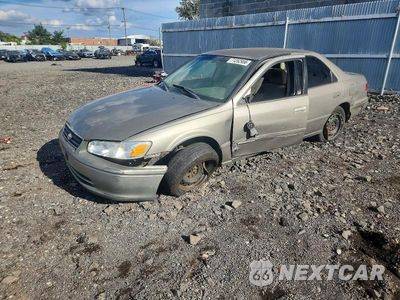 Trzecie zdjęcie samochodu z tyłu: 2001 TOYOTA CAMRY LE VIN:4T1BG22K71U078358 - miniatura