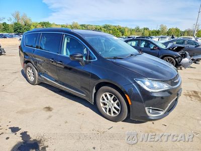 Czwarte zdjęcie samochodu z boku: 2020 CHRYSLER PACIFICA TOURING L VIN:2C4RC1BG6LR210191 - miniatura