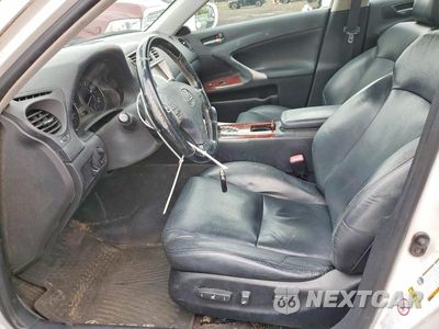 Zdjęcie 7 z 12 samochodu: 2008 LEXUS IS 250 VIN:JTHCK262X85016845 - miniatura