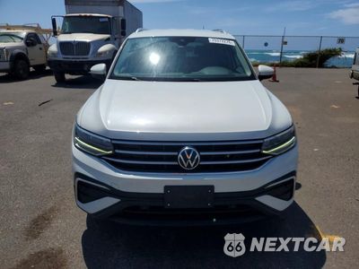 Piąte zdjęcie samochodu w środku: 2023 VOLKSWAGEN TIGUAN SE VIN:3VV3B7AX7PM115117 - miniatura