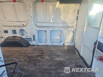 Zdjęcie 10 z 13 samochodu: 2017 FORD TRANSIT 150 DELIVERY VAN VIN:1FTYE1ZMXHKA77474 - miniatura