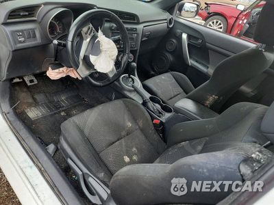 Zdjęcie 8 z 12 samochodu: 2012 SCION TC BASE VIN:JTKJF5C72C3026040 - miniatura