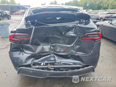 Zdjęcie 6 z 12 samochodu: 2026 TESLA MODEL X VIN:7SAXCAE56TF480361 - miniatura