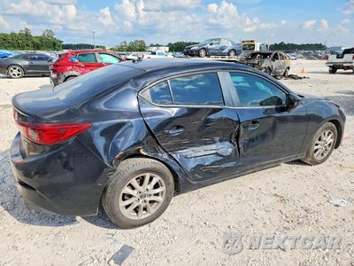 Trzecie zdjęcie samochodu z tyłu: 2016 MAZDA 3 TOURING VIN:3MZBM1W75GM283961 - miniatura