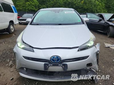 Piąte zdjęcie samochodu w środku: 2020 TOYOTA PRIUS XLE AWD-E VIN:JTDL9RFU4L3019610 - miniatura