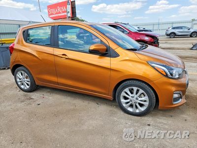 Czwarte zdjęcie samochodu z boku: 2020 CHEVROLET SPARK 1LT VIN:KL8CD6SA3LC402536 - miniatura
