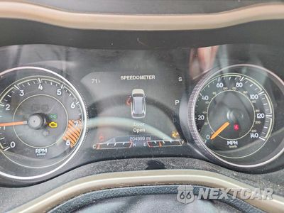 Zdjęcie 9 z 13 samochodu: 2015 JEEP CHEROKEE LIMITED VIN:1C4PJMDS4FW740722 - miniatura