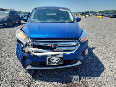 Piąte zdjęcie samochodu w środku: 2019 FORD ESCAPE SE VIN:1FMCU9GD5KUA08343 - miniatura