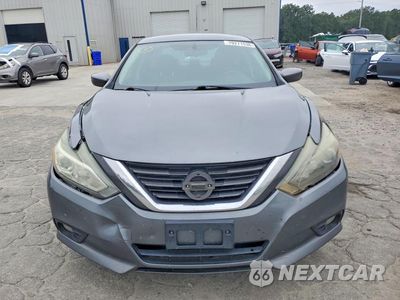 Piąte zdjęcie samochodu w środku: 2017 NISSAN ALTIMA 2.5 SR VIN:1N4AL3AP1HC117949 - miniatura