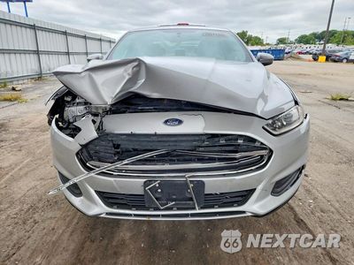 Piąte zdjęcie samochodu w środku: 2016 FORD FUSION S VIN:1FA6P0G78G5126764 - miniatura