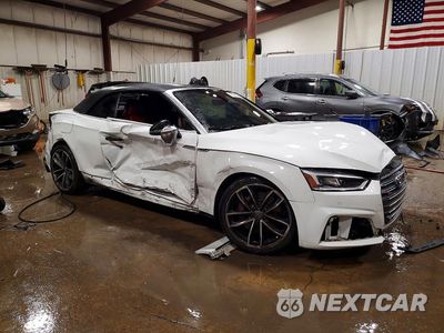 Czwarte zdjęcie samochodu z boku: 2018 AUDI S5 PREMIUM PLUS VIN:WAUY4GF59JN008733 - miniatura