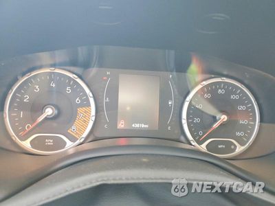Zdjęcie 9 z 12 samochodu: 2020 JEEP RENEGADE LATITUDE VIN:ZACNJBBB2LPM00456 - miniatura