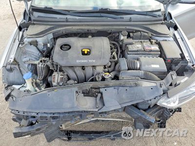 Zdjęcie 11 z 12 samochodu: 2017 HYUNDAI ELANTRA SE VIN:5NPD84LF0HH162002 - miniatura