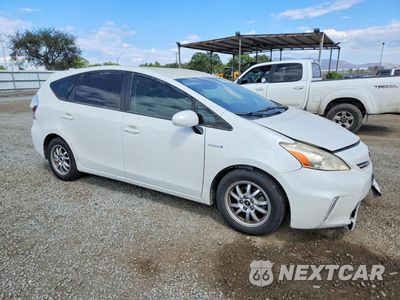 Czwarte zdjęcie samochodu z boku: 2012 TOYOTA PRIUS V THREE VIN:JTDZN3EU2C3136462 - miniatura