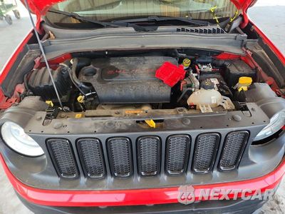 Zdjęcie 11 z 12 samochodu: 2018 JEEP RENEGADE LATITUDE VIN:ZACCJABB1JPH92783 - miniatura