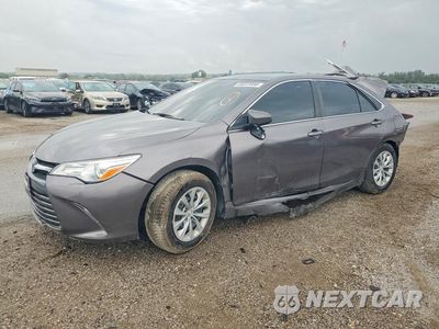 2017 TOYOTA CAMRY LE 4T1BF1FK3HU627670 - główne zdjęcie licytacji z USA - miniatura
