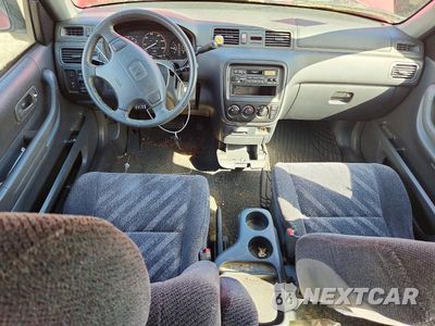 Zdjęcie 8 z 13 samochodu: 1999 HONDA CR-V LX VIN:JHLRD2846XC005648 - miniatura