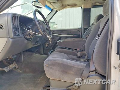 Zdjęcie 7 z 12 samochodu: 2005 GMC NEW SIERRA C1500 VIN:2GTEC19V951328868 - miniatura