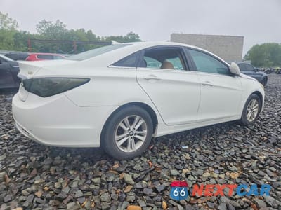 Trzecie zdjęcie samochodu z tyłu: 2013 HYUNDAI SONATA GLS VIN:5NPEB4AC9DH757178 - miniatura