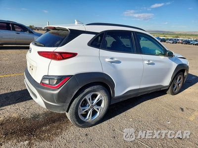 Trzecie zdjęcie samochodu z tyłu: 2023 HYUNDAI KONA SEL VIN:KM8K62AB1PU967962 - miniatura
