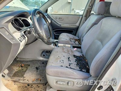 Zdjęcie 7 z 13 samochodu: 2006 TOYOTA HIGHLANDER HYBRID VIN:JTEDW21A360002719 - miniatura