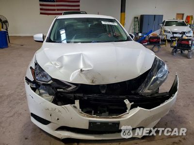Piąte zdjęcie samochodu w środku: 2018 NISSAN SENTRA SV VIN:3N1AB7AP8JY303945 - miniatura