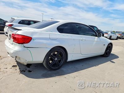 Trzecie zdjęcie samochodu z tyłu: 2011 BMW 335 XI VIN:WBAKF9C54BE619318 - miniatura