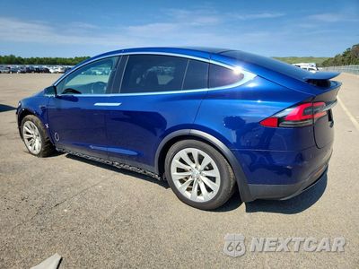 Drugie zdjęcie samochodu z przodu: 2020 TESLA MODEL X VIN:5YJXCBE22LF239017 - miniatura
