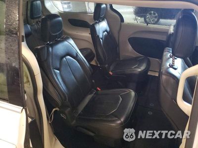 Zdjęcie 11 z 13 samochodu: 2022 CHRYSLER PACIFICA TOURING L VIN:2C4RC1BG5NR109744 - miniatura