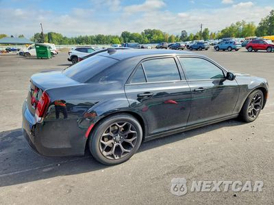 Trzecie zdjęcie samochodu z tyłu: 2019 CHRYSLER 300 TOURING VIN:2C3CCAAG4KH590583 - miniatura