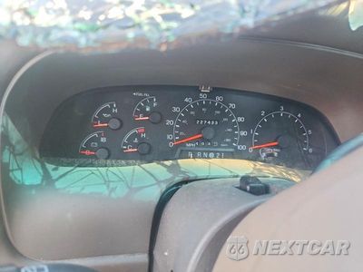 Zdjęcie 9 z 12 samochodu: 2000 FORD EXCURSION LIMITED VIN:1FMNU43S5YED53598 - miniatura
