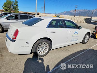 Trzecie zdjęcie samochodu z tyłu: 2014 CHRYSLER 300 VIN:2C3CCAAG8EH160012 - miniatura