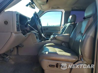 Zdjęcie 7 z 13 samochodu: 2006 CHEVROLET SILVERADO K2500 HEAVY DUTY VIN:1GCHK29246E110929 - miniatura