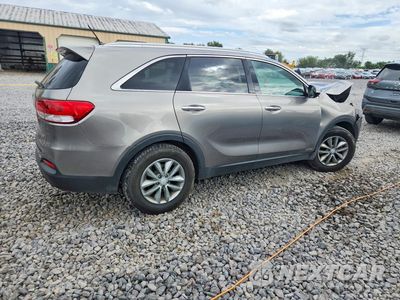 Trzecie zdjęcie samochodu z tyłu: 2016 KIA SORENTO LX VIN:5XYPGDA30GG132996 - miniatura
