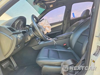Zdjęcie 7 z 13 samochodu: 2009 MERCEDES-BENZ C 300 VIN:WDDGF54X99R058933 - miniatura