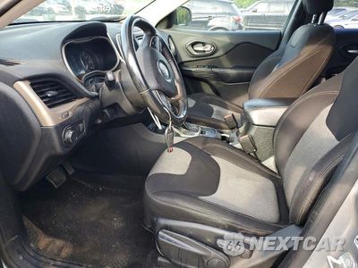 Zdjęcie 7 z 13 samochodu: 2014 JEEP CHEROKEE SPORT VIN:1C4PJMAB0EW210931 - miniatura