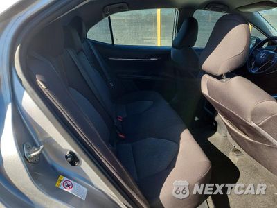 Zdjęcie 10 z 12 samochodu: 2019 TOYOTA CAMRY LE VIN:4T1B11HK2KU713023 - miniatura