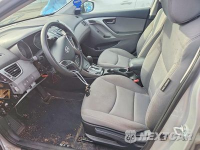 Zdjęcie 7 z 12 samochodu: 2013 HYUNDAI ELANTRA GLS VIN:KMHDH4AE5DU598883 - miniatura