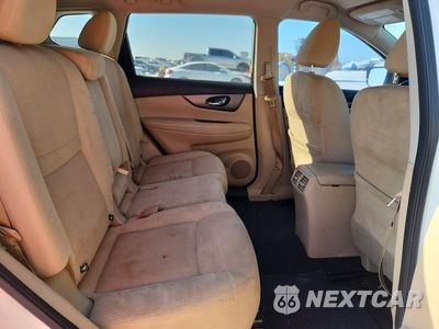 Zdjęcie 11 z 14 samochodu: 2016 NISSAN ROGUE S VIN:JN8AT2MT0GW025665 - miniatura