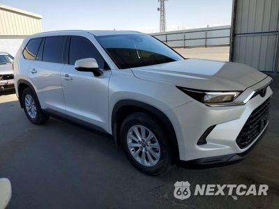 Czwarte zdjęcie samochodu z boku: 2024 TOYOTA GRAND HIGHLANDER XLE VIN:5TDABAA51RS001568 - miniatura