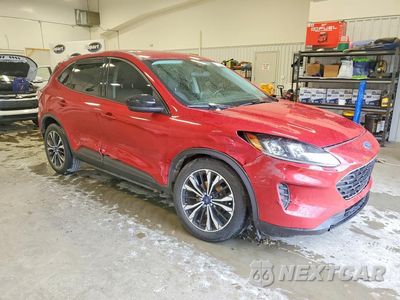 Czwarte zdjęcie samochodu z boku: 2022 FORD ESCAPE SE VIN:1FMCU0G6XNUB57381 - miniatura