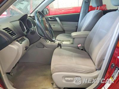 Zdjęcie 7 z 13 samochodu: 2009 TOYOTA HIGHLANDER SPORT VIN:JTEES43A292141533 - miniatura