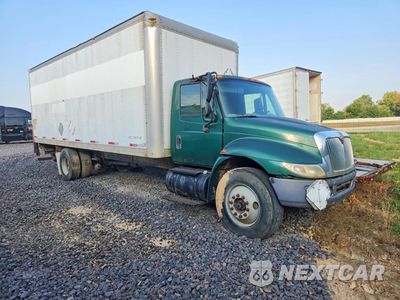 Czwarte zdjęcie samochodu z boku: 2004 INTERNATIONAL 4300 BOX TRUCK VIN:1HTMMAAN14H650987 - miniatura
