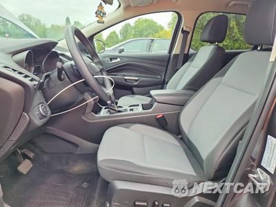 Zdjęcie 7 z 12 samochodu: 2017 FORD ESCAPE SE VIN:1FMCU9GD2HUD66637 - miniatura