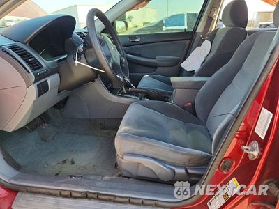 Zdjęcie 7 z 12 samochodu: 2006 HONDA ACCORD SE VIN:1HGCM563X6A164019 - miniatura